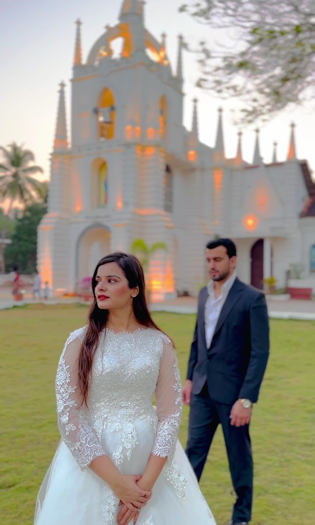 Aria & Devin — A Tuscan Vow